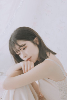真人示范丰胸按摩手法